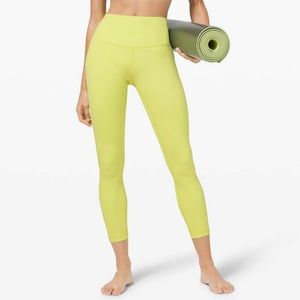 NWOT Lululemon Wunder Under Leggings 25”